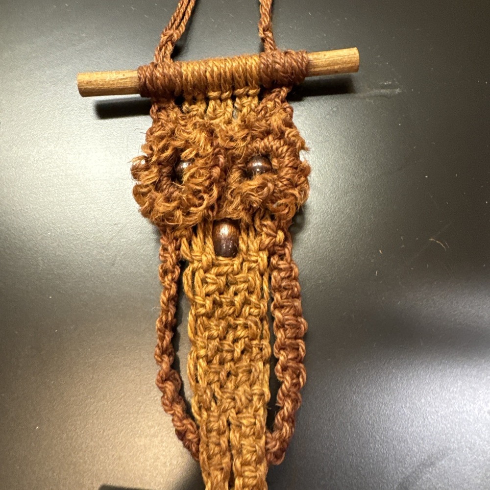 Vintage Owl Key Holder 1970's Boho Macrame Wall Hanging Decor Driftwood 21" - Picture 3 of 9